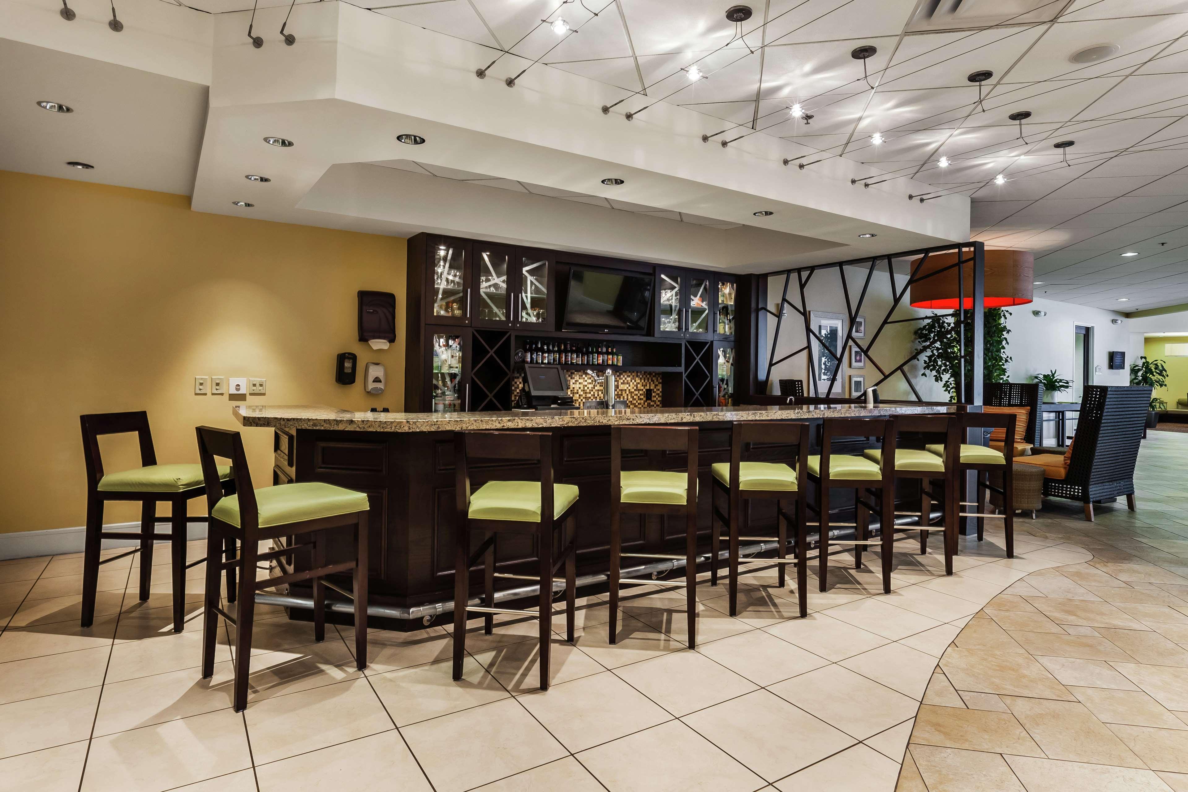Hilton Garden Inn Phoenix Midtown Экстерьер фото